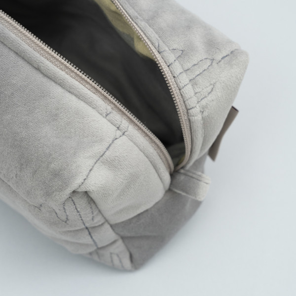 Косметичка Viluta Велюровая Серый 