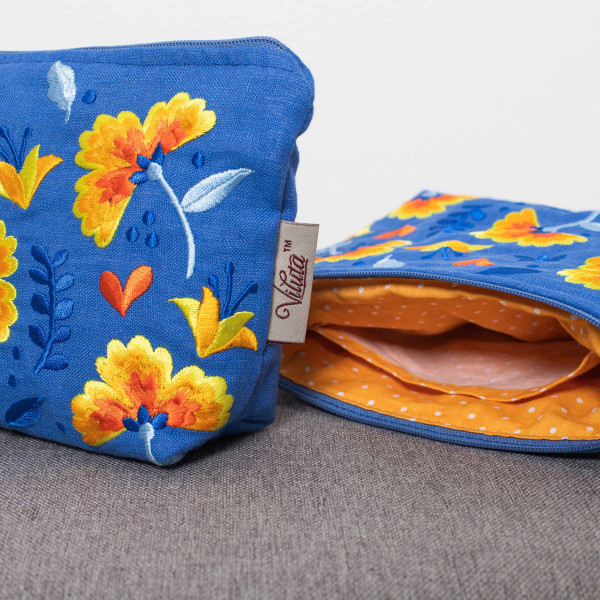 Косметичка с вышивкой Цветок Синяя