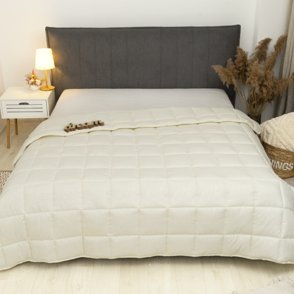 Ковдра вовняна стьобана Viluta Євро Comfort Cube 200х220