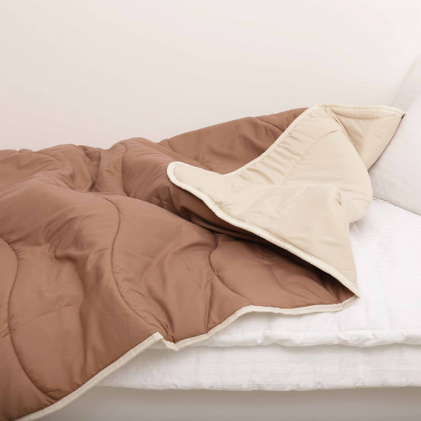 Одеяло силиконовое стеганое Viluta Relax Light 220х200 + 2 наволочки 50х70 Капучино