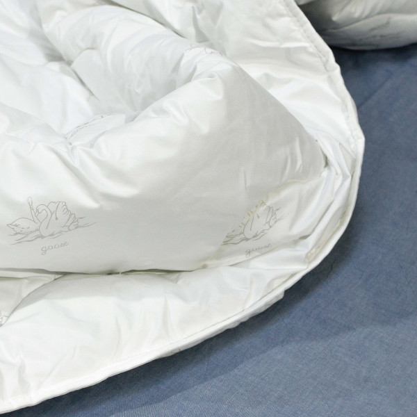 Одеяло стеганое Лебяжий пух Viluta Полуторное Soft 140х205