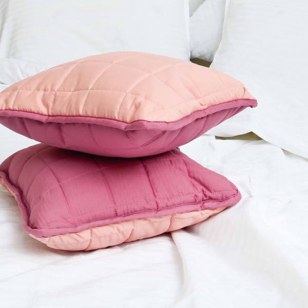 Подушка декоративная Дуэт Коралловая роза 40х40