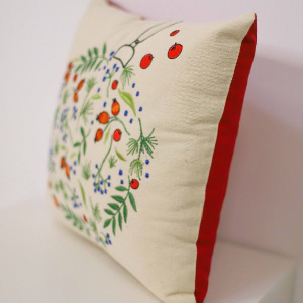 Подушка декоративная с вышивкой 40х40 Шар/саржа