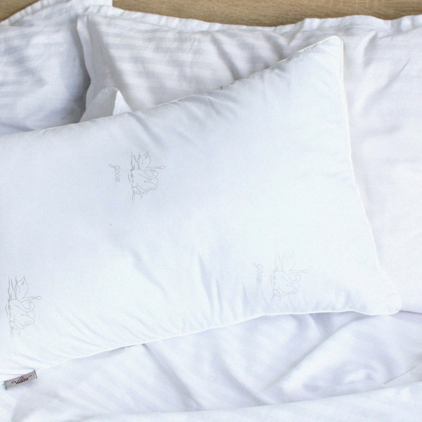 Подушка с лебяжьим пухом Viluta Soft 40х60