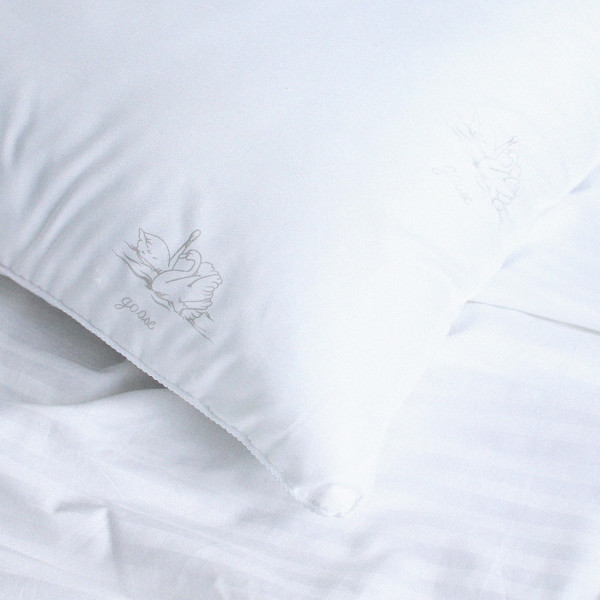 Подушка с лебяжьим пухом Viluta Soft 50х70